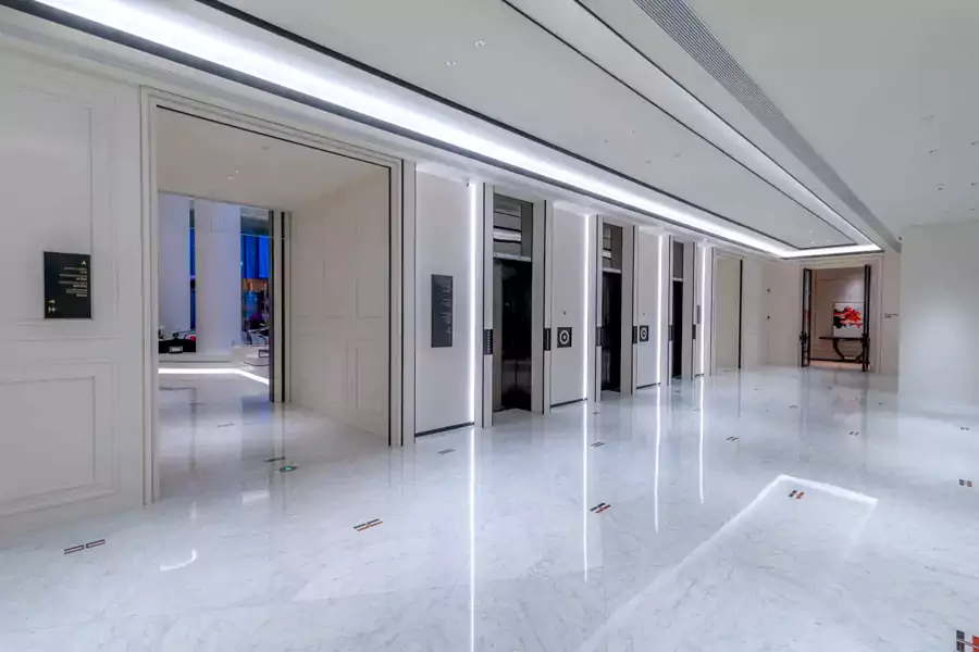 兰博基尼 “瑰而不奢” 的意大利美学 兰博基尼 “瑰而不奢” 的意大利美学