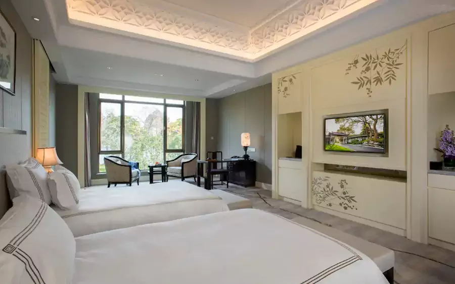 7 号楼和 8 号楼则是现代感十足的新楼 7 号楼和 8 号楼则是现代感十足的新楼